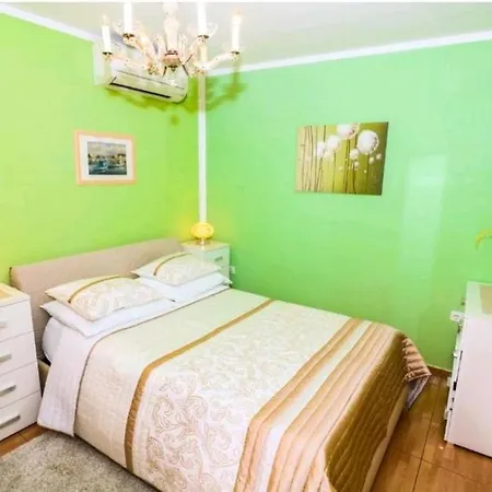 Lorena Apartment Baška