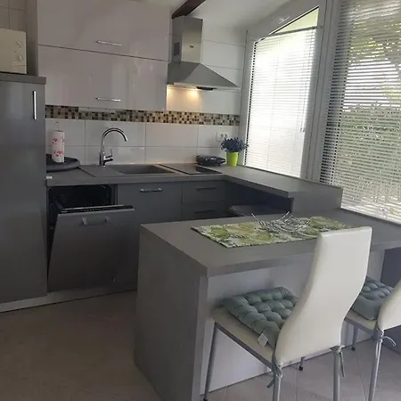 Lorena Apartment