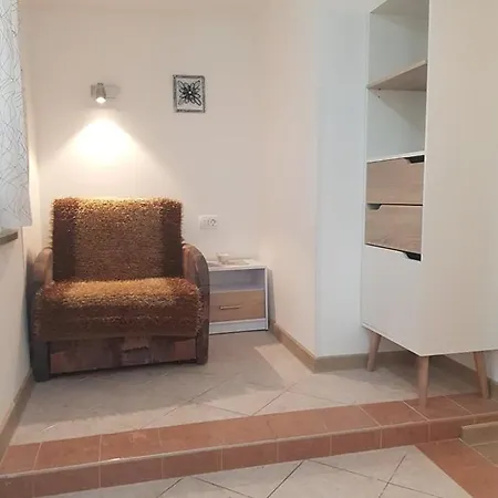 Lorena Apartment *