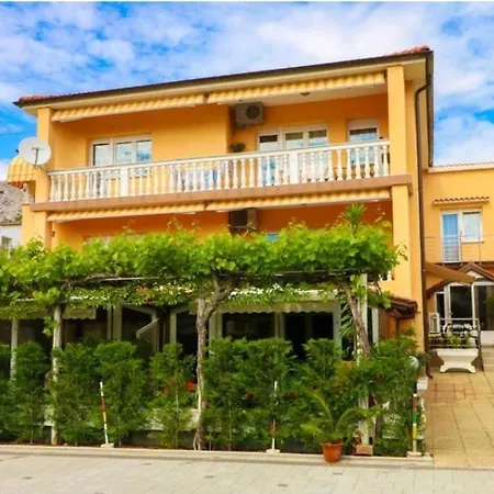Lorena Apartamento Baška